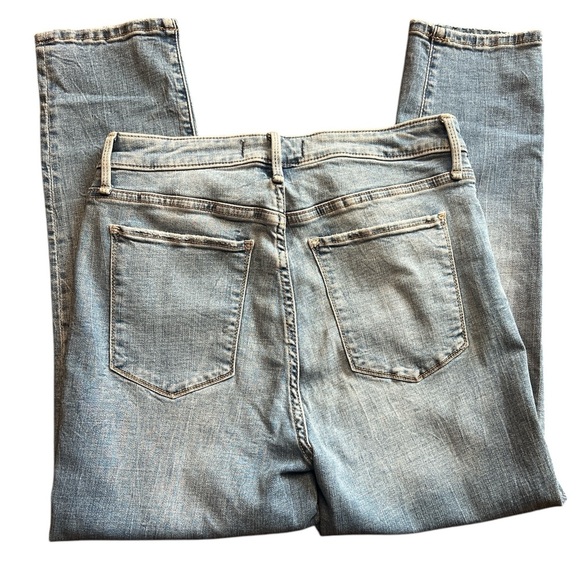 Abercrombie & Fitch Skinny Ankle Jeans High Rise Light Wash Distressed Size 26 S - Picture 2 of 6